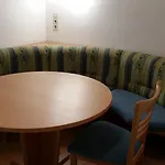 Wittelsbacherstrasse 10 شقة *