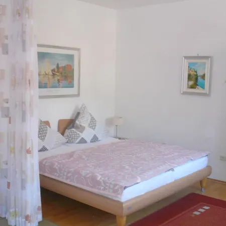 Wittelsbacherstrasse 10 Appartement *