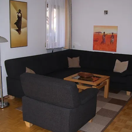 Appartement Wittelsbacherstrasse 10 *