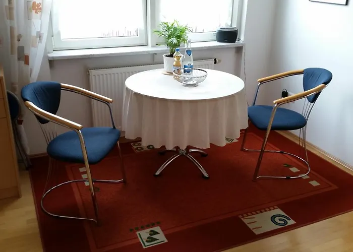 Wittelsbacherstrasse 10 Apartment *